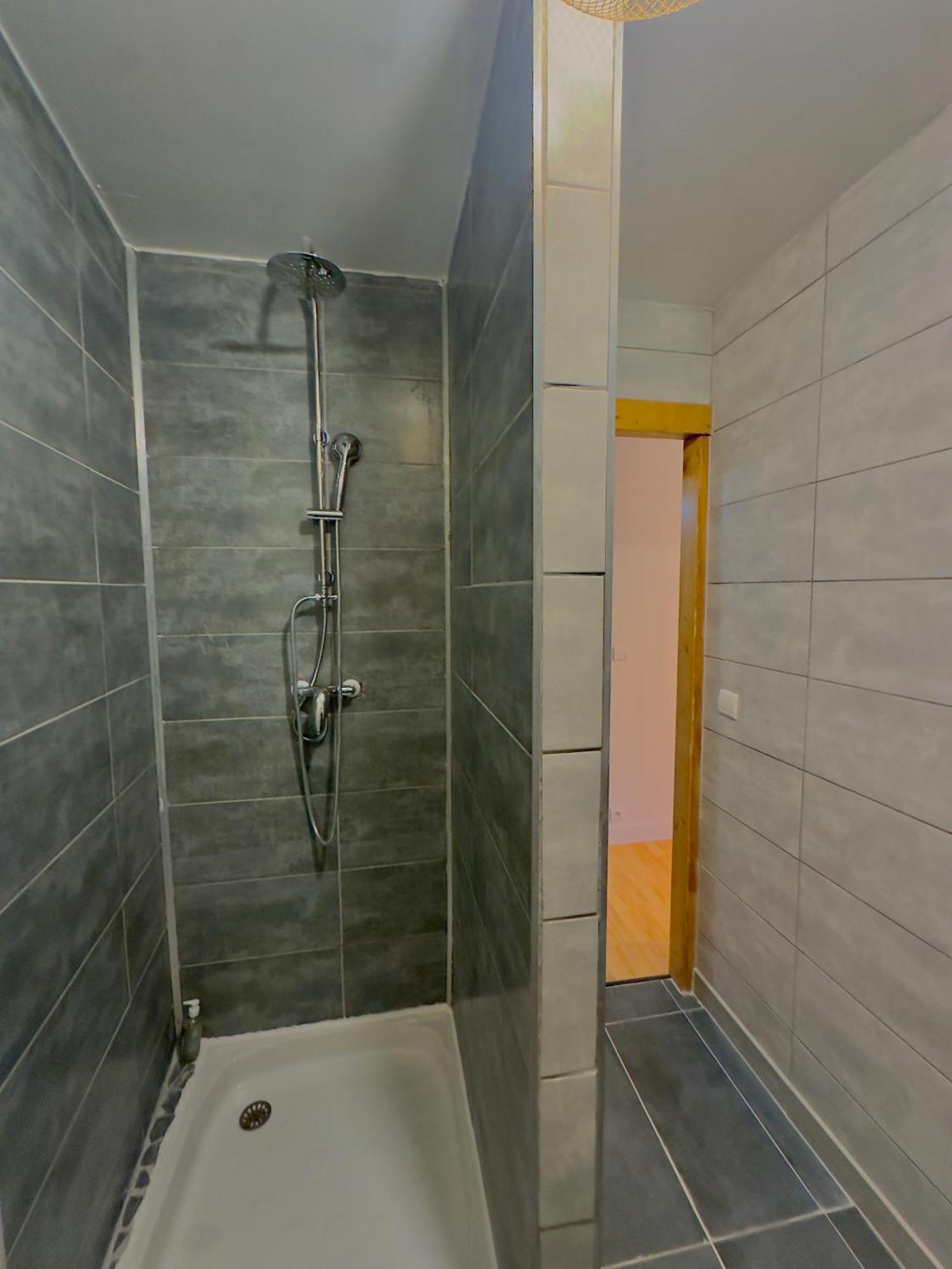 Appartement Chloe Du Lac Montferrat  المظهر الخارجي الصورة