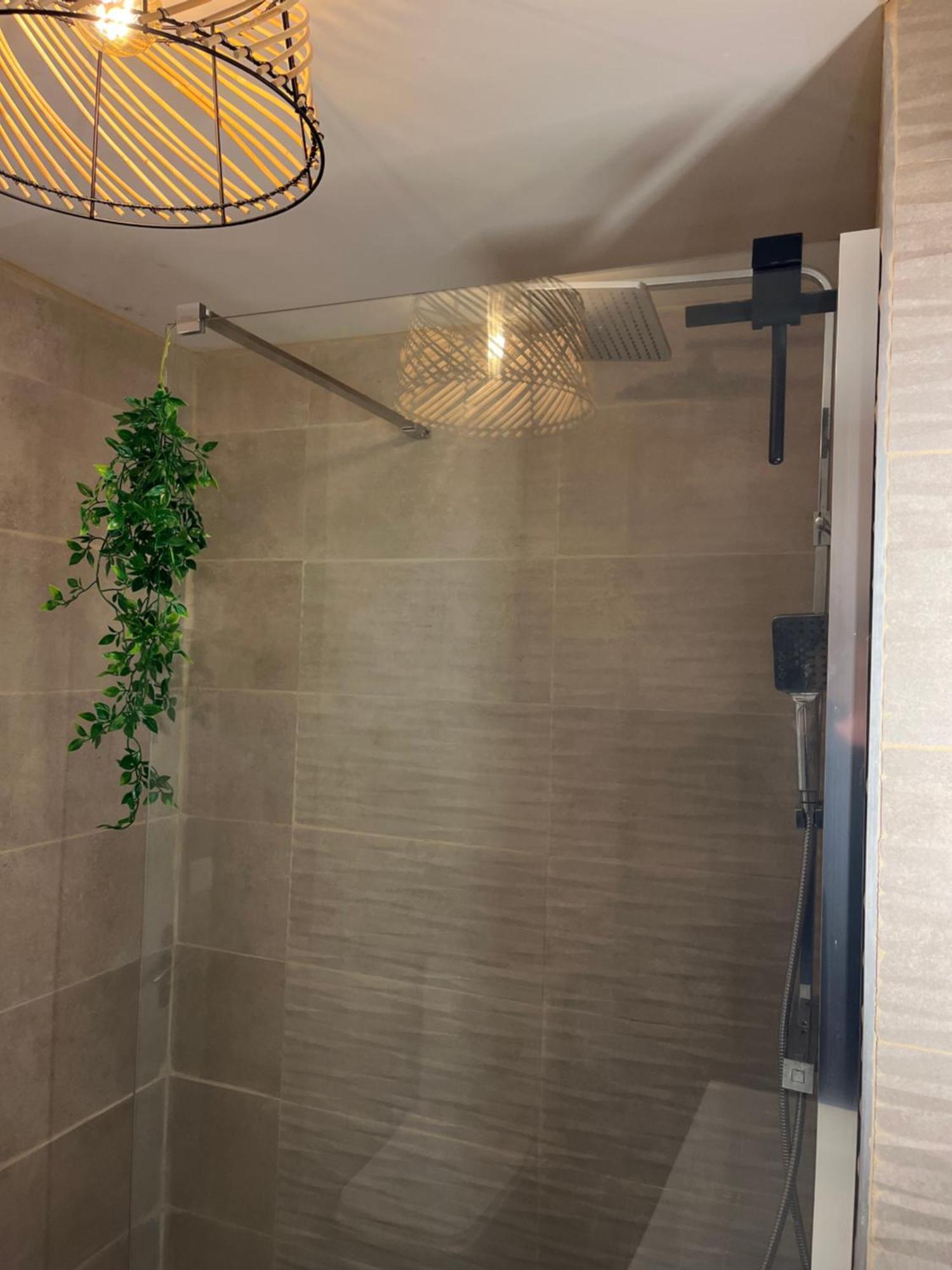 Appartement Chloe Du Lac Montferrat  المظهر الخارجي الصورة