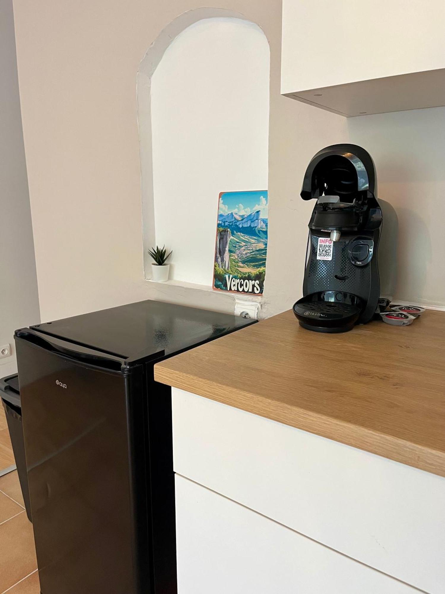 Appartement Chloe Du Lac Montferrat  المظهر الخارجي الصورة
