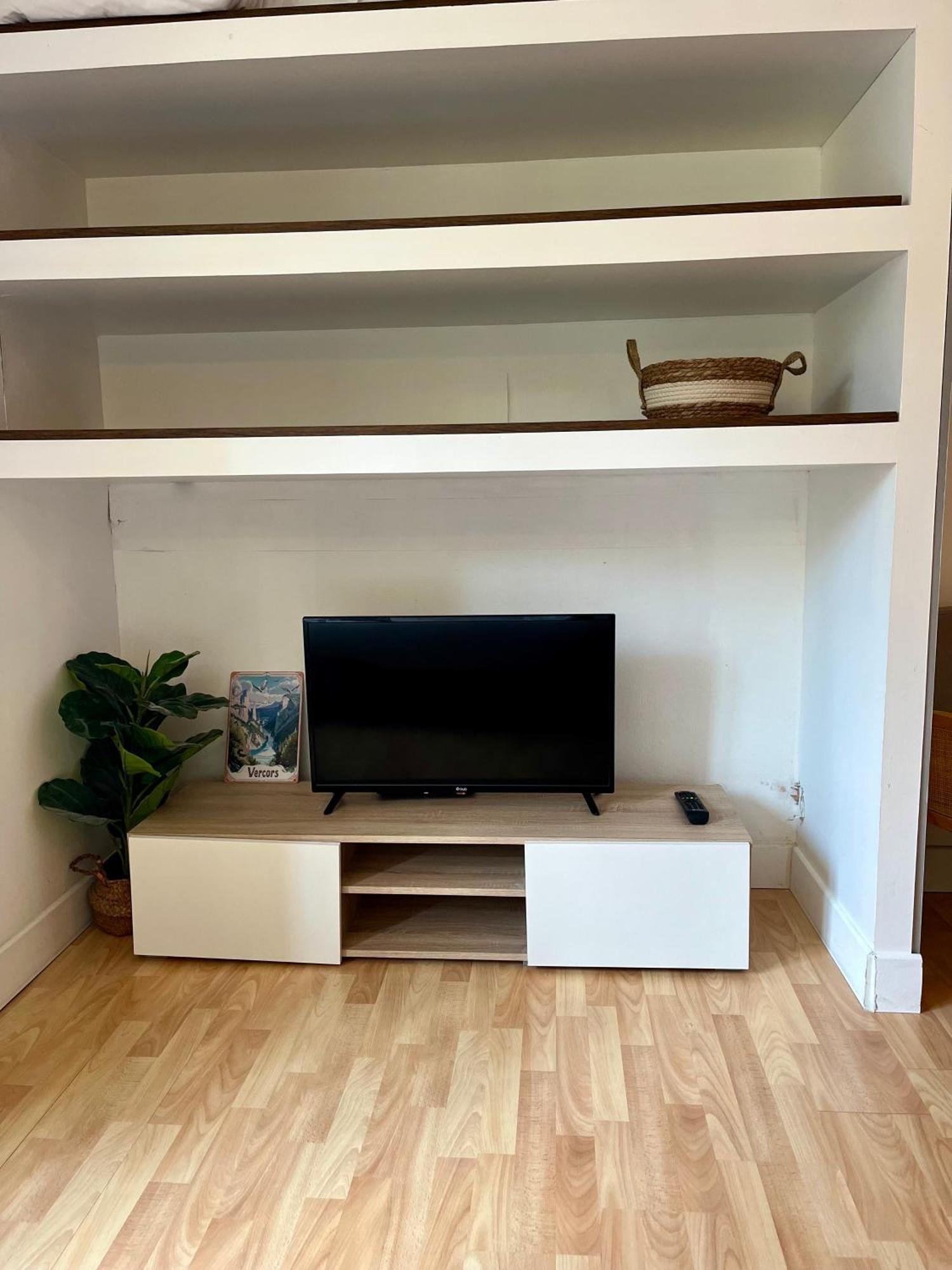 Appartement Chloe Du Lac Montferrat  المظهر الخارجي الصورة